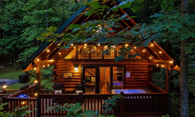 Black Bear Falls Cabin | Cozy Cabin with Hot Tub, Stream, and Prime Smoky Mountain Location