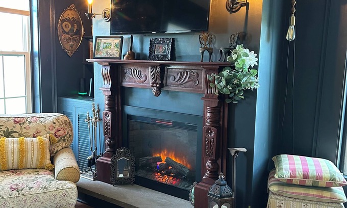 Skaneateles Apartment | Cozy, charming, historic home overlooking Skaneateles Lake!