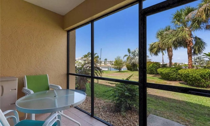Punta Gorda Condo | Cozy condo in sunny Punta Gorda. 10 minutes away from the new Sunseeker Resort.