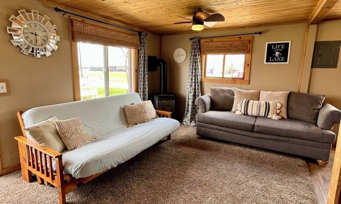 Starbuck Cabin | Cozy Cottage by Lake Minnewaska Beach