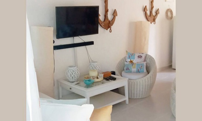 Villas Del Mar Cottage | Cozy Cottage by the Beach