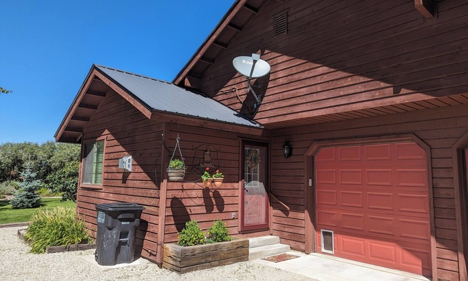 Driggs House | Cozy cottage- easy access to Targhee.