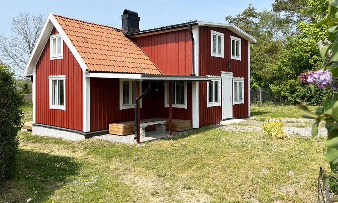 Storlinge House | Cozy cottage next to a running stream on the east side of Öland | SE04027