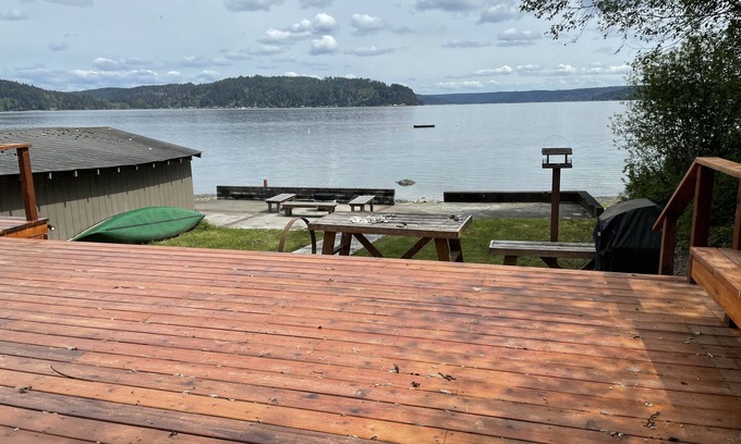 Potlatch Cabin | Cozy Cottage on Hood Canal with Mt Ranier View