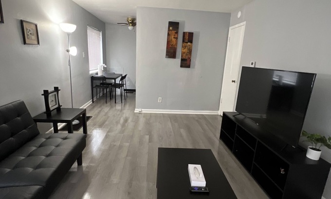 Dayton Apartment | Cozy Dayton Apartment 1.extended stay >28 days discount available!