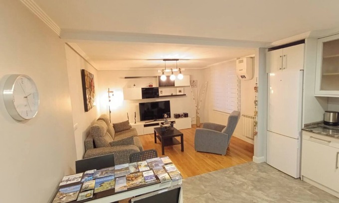 Gros Apartment | Cozy family retreat in Gros, 10 min from Zurriola Beach. Comfort and tranquility
