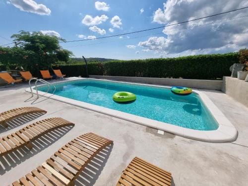 Grabri House | Cozy getaway house Luana