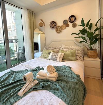 Don Bosco Apartment | Cozy Green 1 BR unit with Balcony Azure Bahamas South