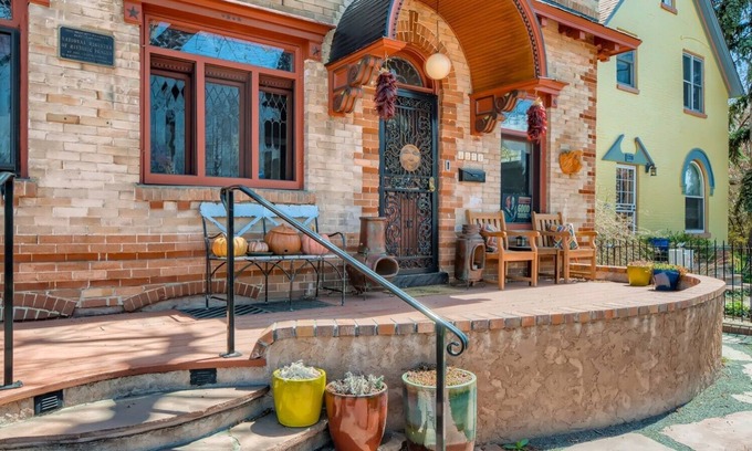 Platt Park House | Cozy Historic Duplex Located in the Heart of Denver - Private Home Gym!