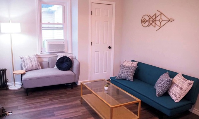 Long Beach Apartment | Cozy Home Close to Beach and LIRR w/Balcony