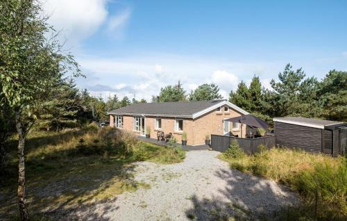 Torup Strand House | Cozy Home In Fjerritslev With Wifi