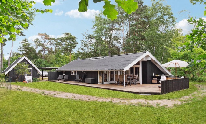 Hoensinge House | Cozy home in Vig with WiFi