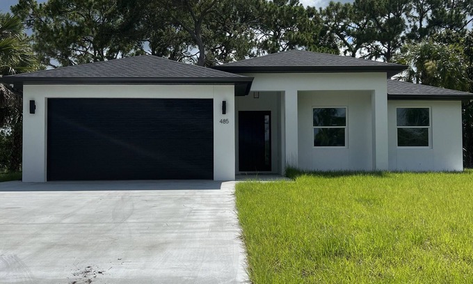 Warm Mineral Springs House | Cozy Home near Warm Mineral Springs