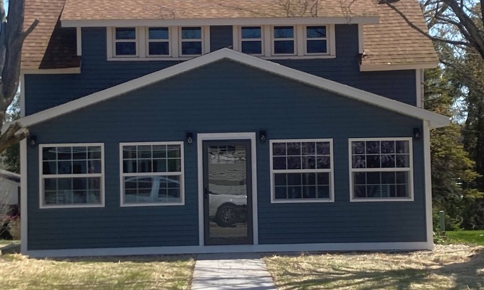 Beulah House | Cozy home, short walk to Crystal Lake