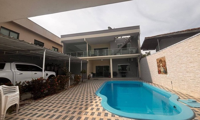 Parque Dez de Novembro House | Cozy house in a centrally located neighborhood for your stay in Manaus