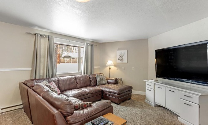 McCall House | Cozy in McCall