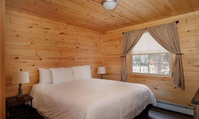 Bethlehem Ski Chalet | Cozy Log Cabin Lodge Near Ski Resorts
