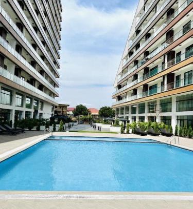 Accra Apartment | Cozy & Luxurious East Legon Apt with gym, pool & rooftop