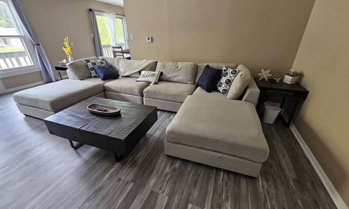 Two Rivers Apartment | Cozy n2 story apartment on the river!