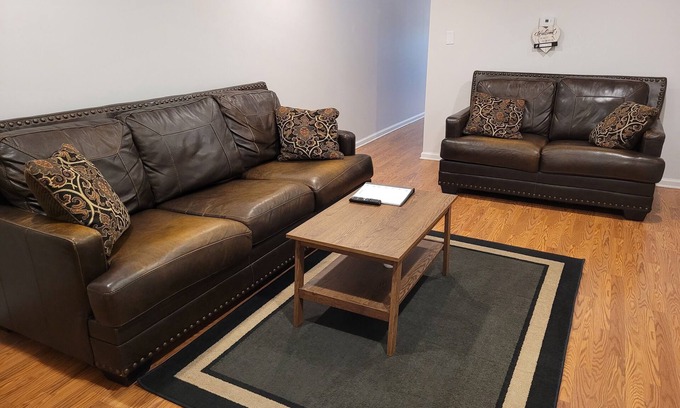 Indianapolis House | Cozy Newly Remodeled Duplex
