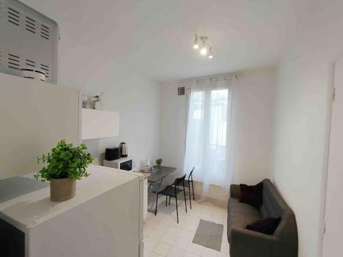 Bagnolet Apartment | Cozy Polo's House