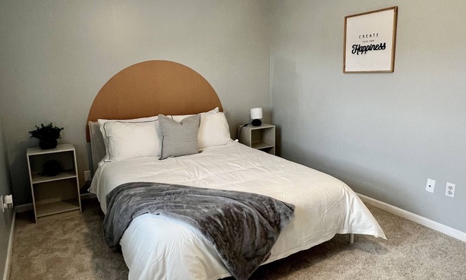 Sheffield Park House | Cozy & Quiet home- 10 minutes from downtown Charlotte