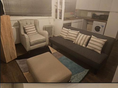 Harold Wood House | Cozy Romford Escape with Modern Amenities