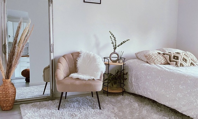 Morgongava Bed & Breakfast | Cozy Room with free breakfast-3 minutes to train station