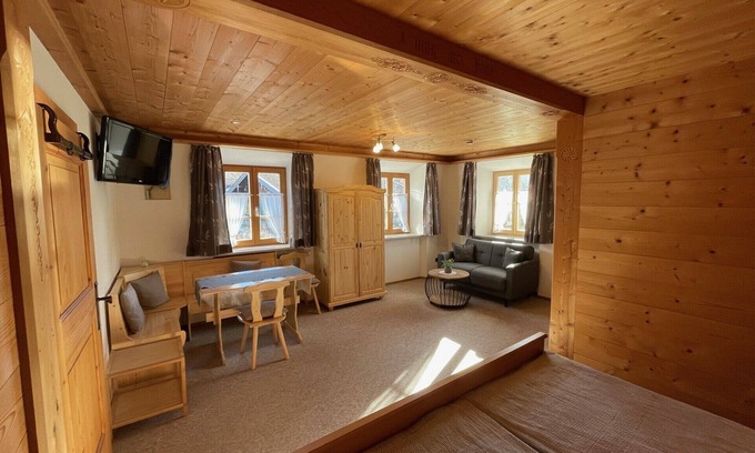 Fischbachau Other | Cozy self-catering room with a view of the Breitenstein