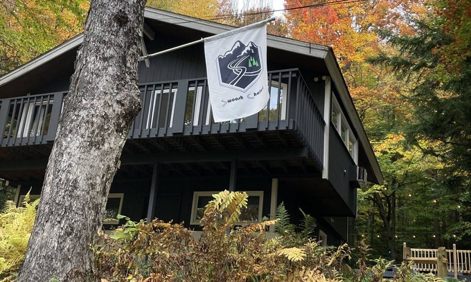 Wilmington Ski Chalet | Cozy ski chalet - w/Assoc amenities. 10 mins from Mount Snow