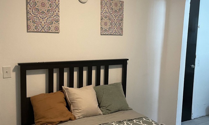 Hoyo Mulas Apartment | Cozy studio at carolina