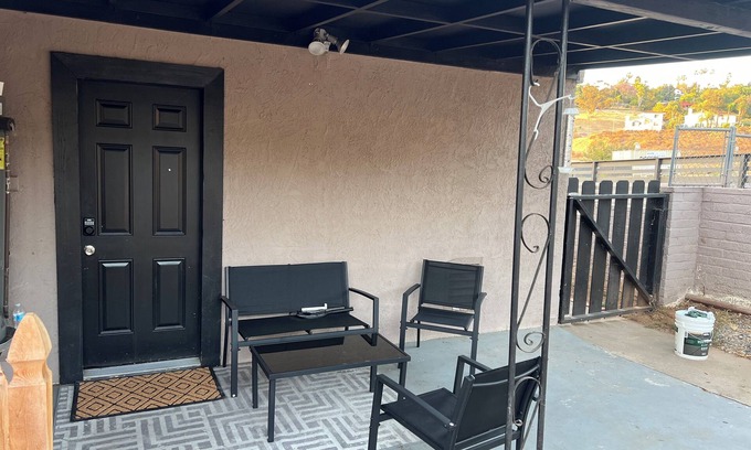 Lemon Grove Apartment | Cozy studio with AC and WiFi in charming La Mesa