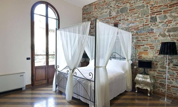 Isolotto Apartment | Cozy Suite By Villa Il Mosaico