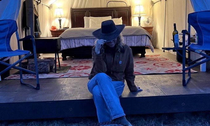 Conner RV Rental | Cozy Tented Cabin with Stunning Sights in Conner, Montana