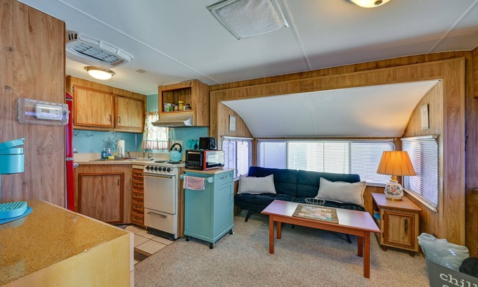 Yuma House | Cozy Yuma Vacation Rental w/Resort Amenities!