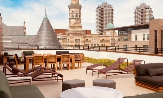 Lockerbie Square Apartment | Cozysuites Mass w Parking Lounge Roof Deck 25