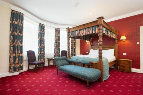 Whitby Hotel | Crab Hall