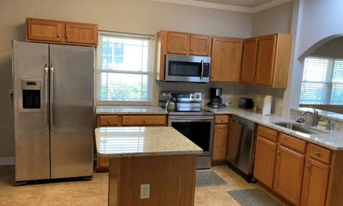 Third Ward House | Craftsman Style home, located a mile walk from Uptown Charlotte