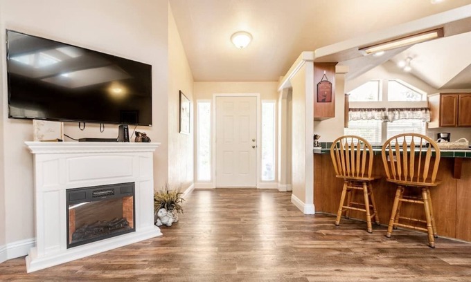Coarsegold House | Creek-Hideaway/Yosemite/Bass Lake & Chukchansi Casino