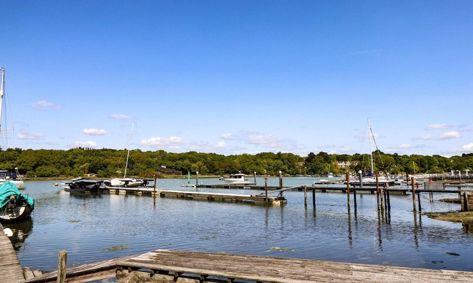 Ryde Cottage | Creek Lodge