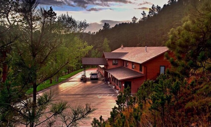 Hermosa House | Creek View Lodge - #8