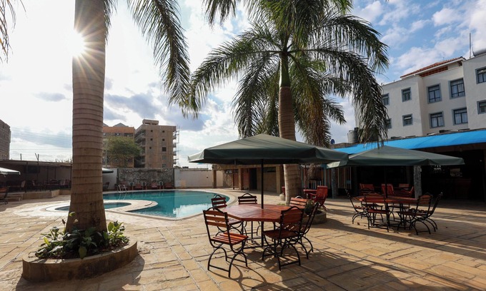 Kitengela Hotel | Crescent Resort And Conference Centre