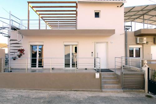 Agios Dimitrios House | Crete Apart House