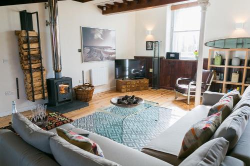 Ty Croes House | Cribinau