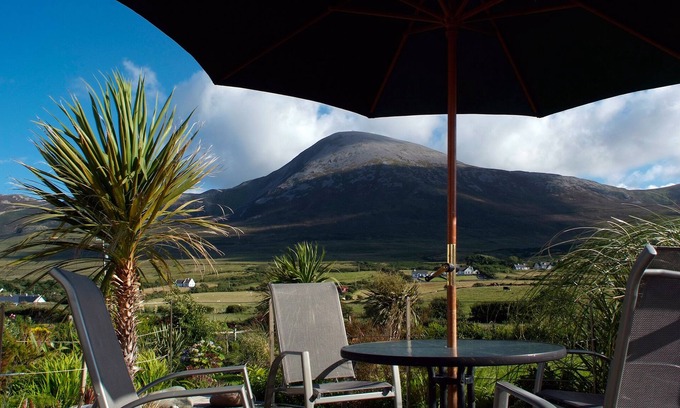 Thornhill Condo | Croagh Patrick Apartment - self-catering for 2 on Bertra Strand, Westport, Mayo
