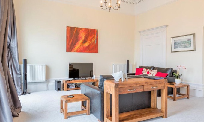 Cheltenham Apartment | Croft House - By Luxury Apartments