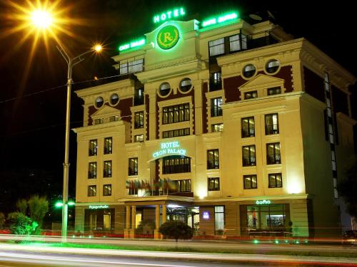 Tbilisi Hotel | Cron Palace kosher Tbilisi Hotel