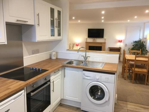 Gunnislake House | Crossways Corner Cottage