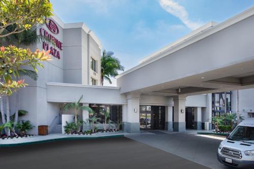 Costa Mesa Hotel | Crowne Plaza Costa Mesa Orange County by IHG
