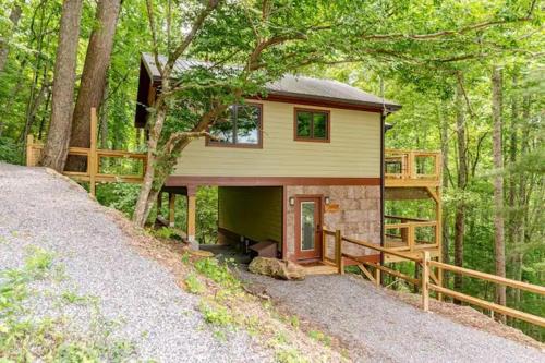 Marshall Other | Crows Nest Luxury Near Asheville